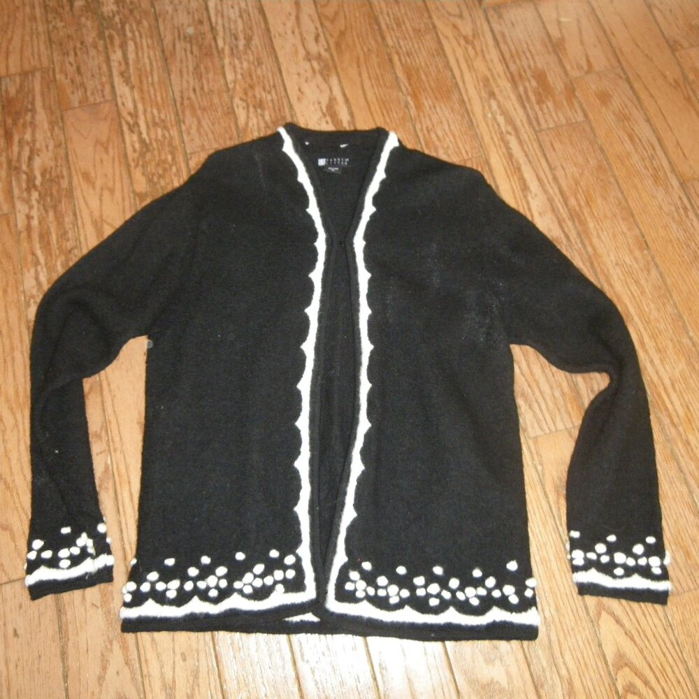 Women’s 100% Wool Cardigan Sweater w/ Embossed Embroidery